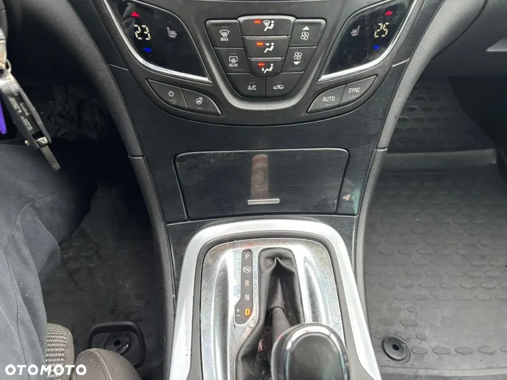 Opel Insignia 2.0 CDTI Sports Tourer Automatik Edition - 10