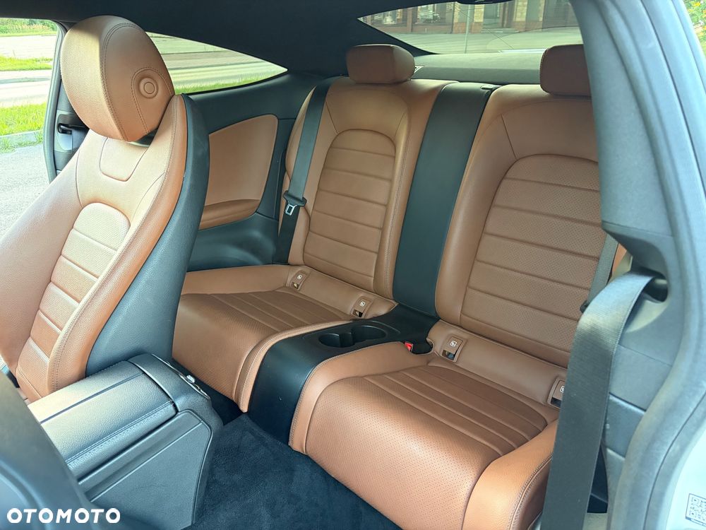 Mercedes-Benz Klasa C 250 d 4-Matic 9G-TRONIC - 20