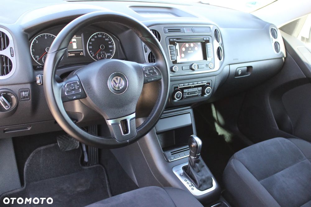 Volkswagen Tiguan 2.0 TDI 4Mot R-Style DSG - 26