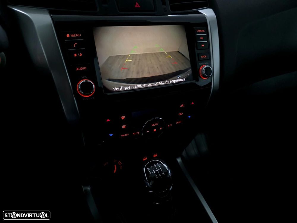 Nissan Navara 2.3 DCI 4WD N-CONNECTA NACIONAL 5 LUGARES - 7