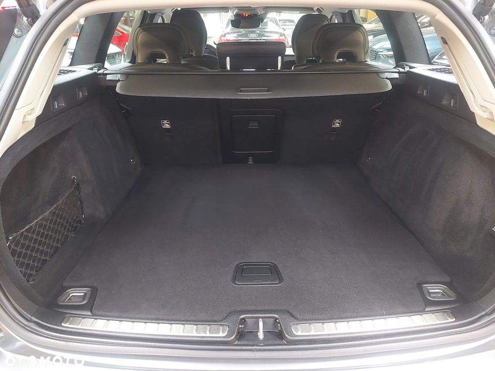 Volvo V60 D3 Momentum - 37