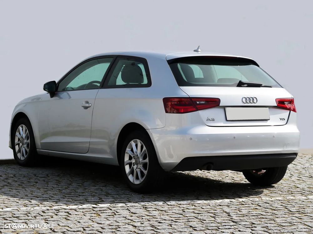 Audi A3 1.6 TDI DPF Attraction - 8
