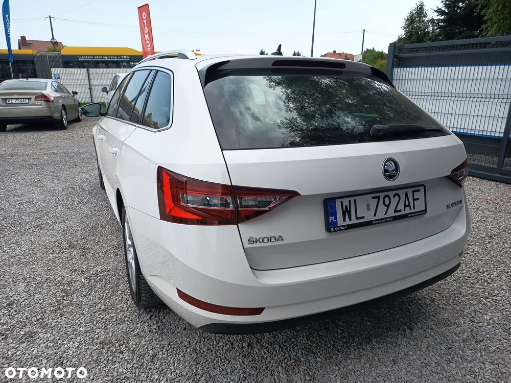 Skoda Superb 2.0 TDI Style DSG7 - 7