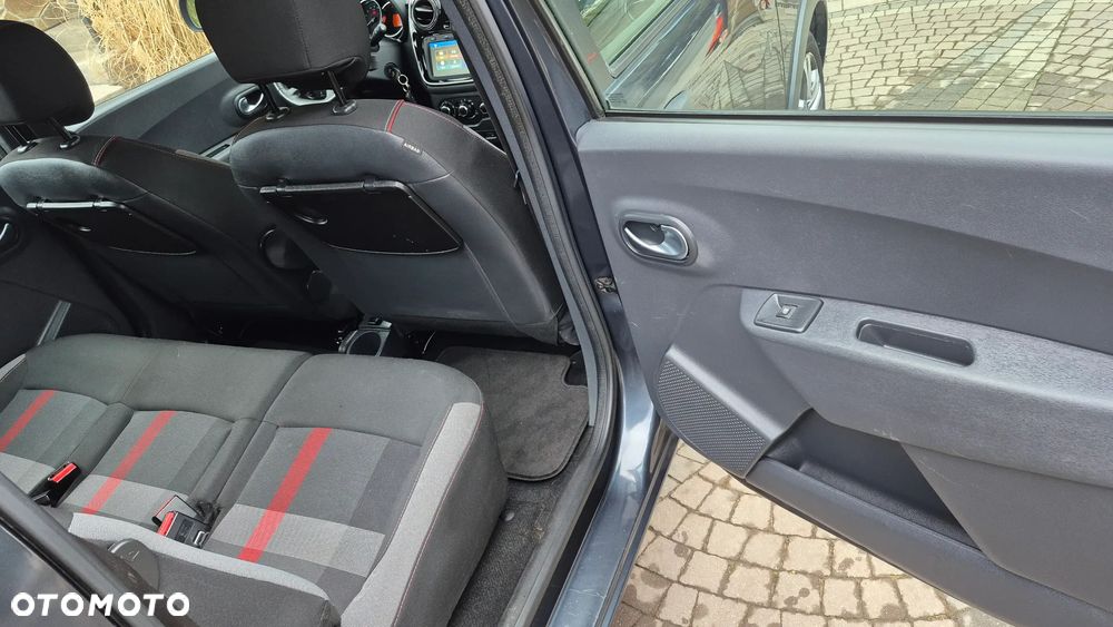 Dacia Lodgy TCe 130 GPF (7-Sitzer) Stepway - 11