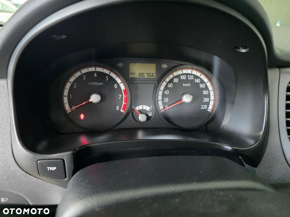 Kia Rio - 9