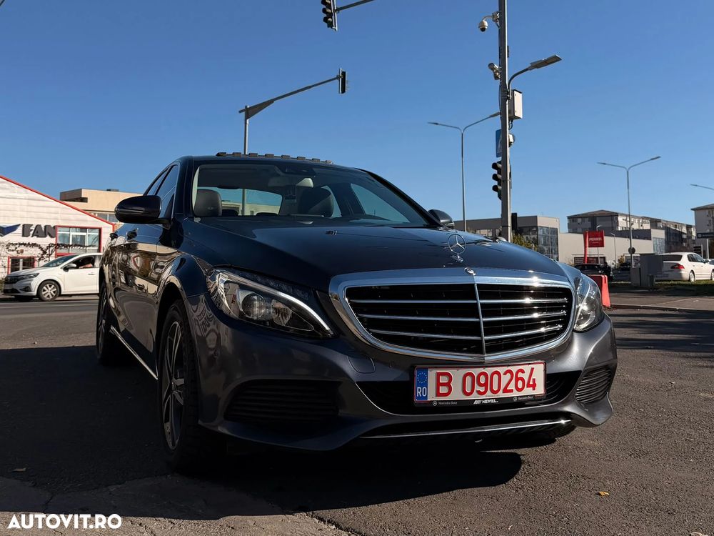 Mercedes-Benz C 200 4MATIC 7G-TRONIC - 33