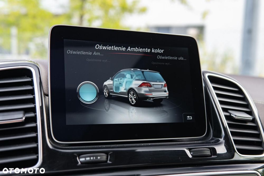 Mercedes-Benz GLE 350 d 4-Matic - 21