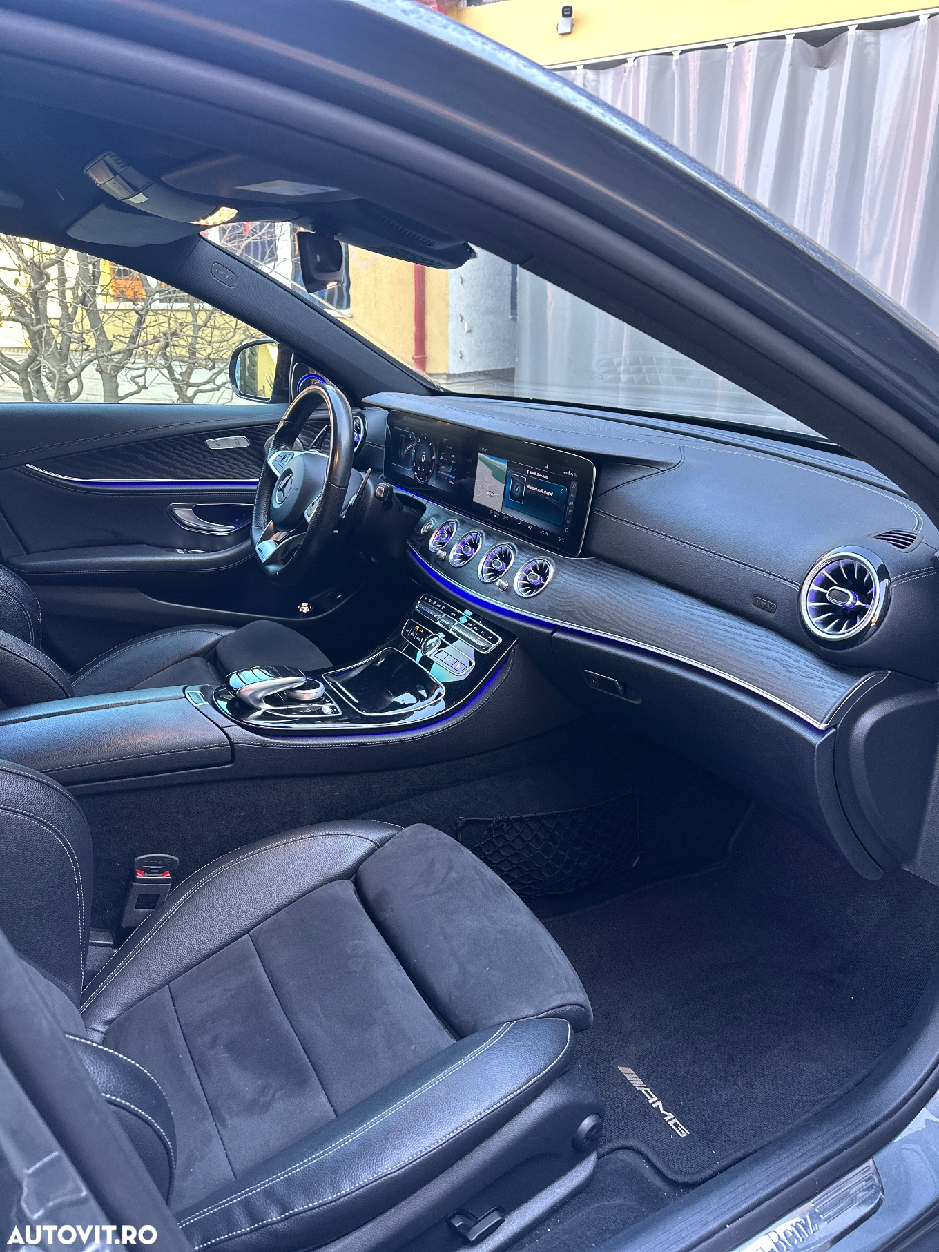 Mercedes-Benz E - 15