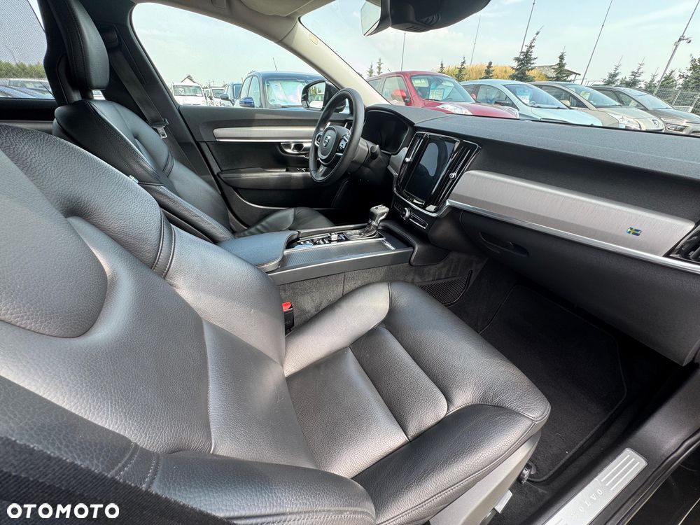 Volvo S90 D4 Geartronic Momentum Pro - 31