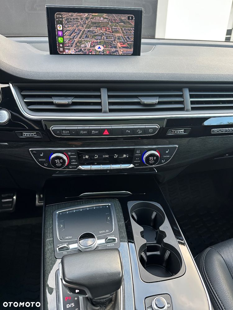 Audi Q7 3.0 TFSI Quattro Tiptronic - 38