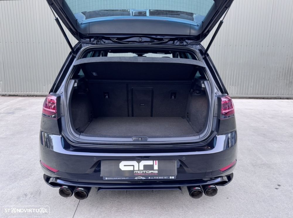 VW Golf R 4Motion (BlueMotion ) DSG - 14