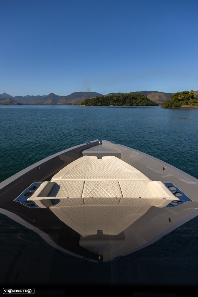 De Antonio Yachts D32 - 11