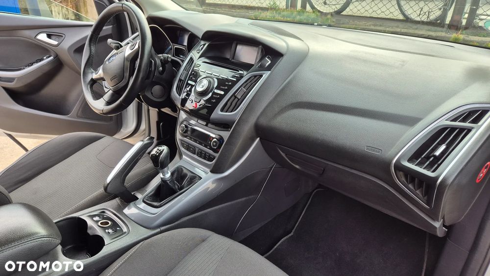 Ford Focus 1.6 EcoBoost Edition - 14