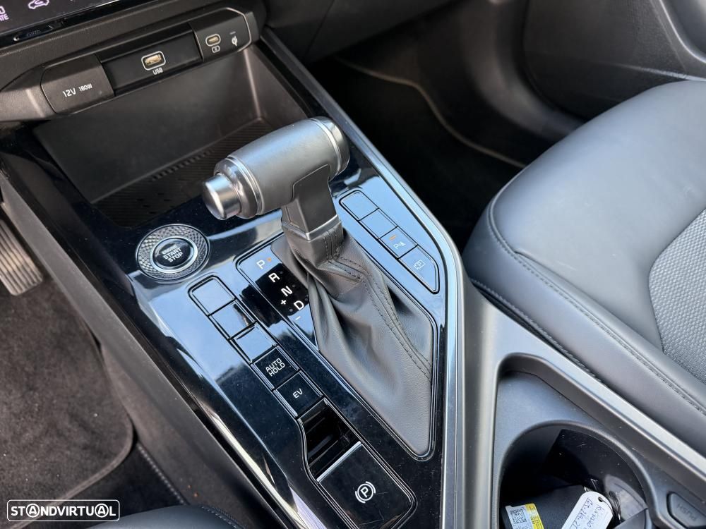 Kia Niro 1.6 GDI PHEV 2WD OPF Aut. Vision - 23