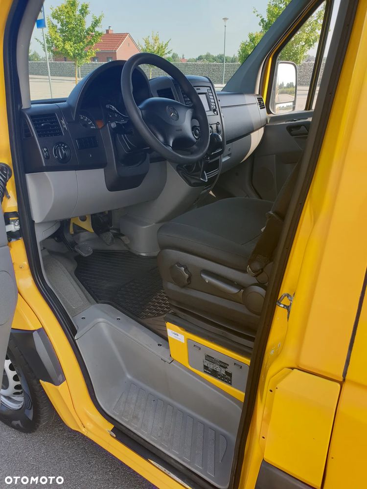 Mercedes-Benz SPRINTER - 6