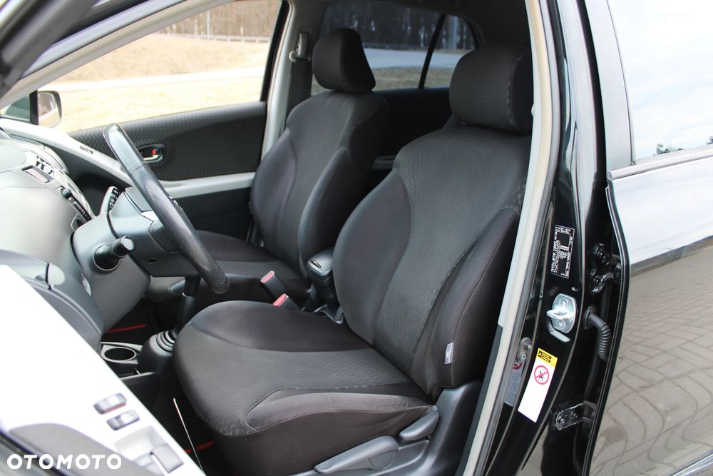 Toyota Yaris 1.8 VVT-i TS - 24