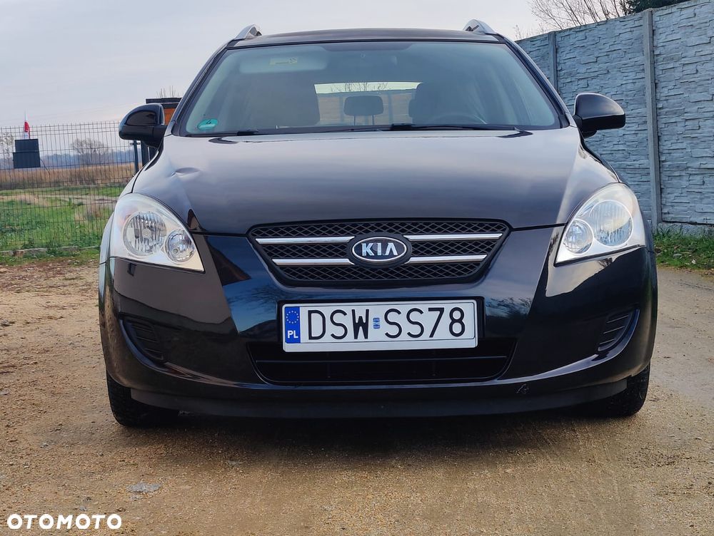 Kia Ceed 1.4 CVVT Attract - 33