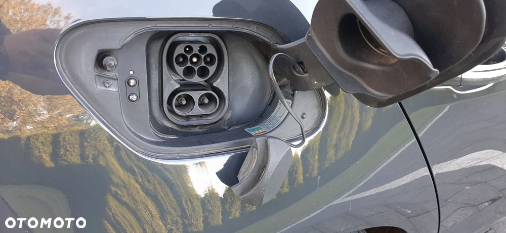 Volkswagen Golf e-Golf - 18