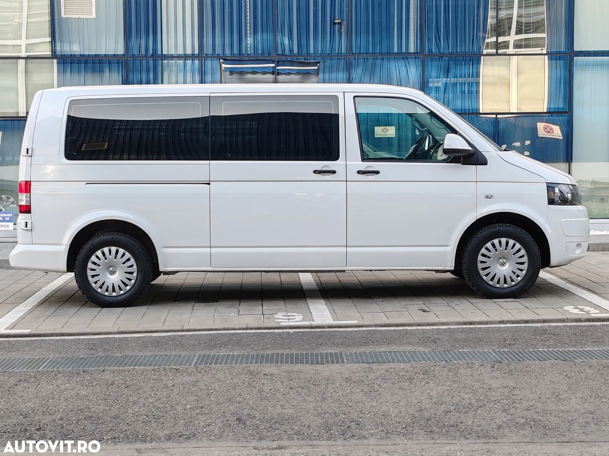 Volkswagen Transporter Multivan 4MOTION BMT Highline - 3