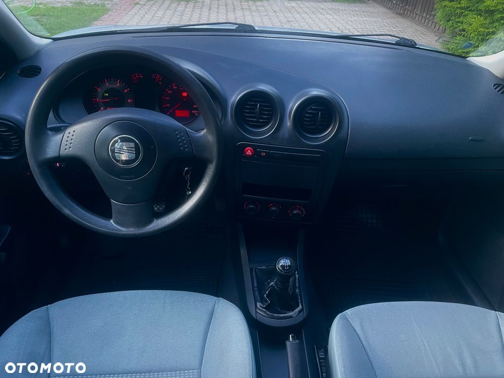 Seat Ibiza 1.2 12V Signo - 12