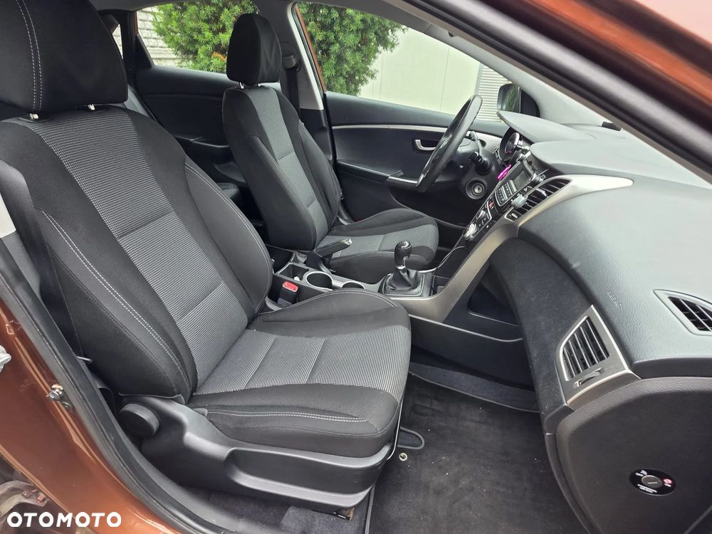 Hyundai i30 1.4 Classic - 19