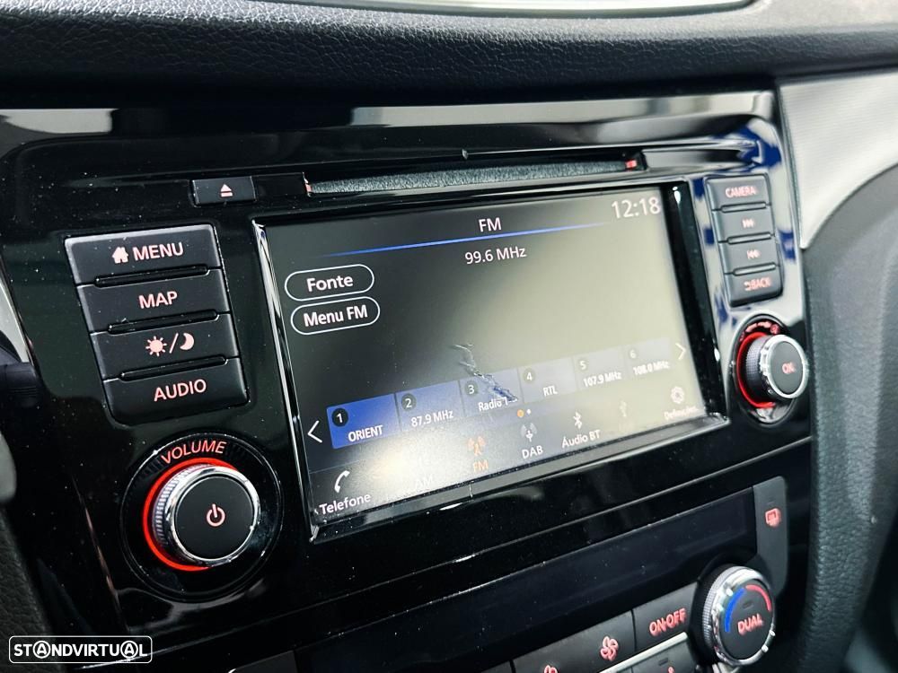 Nissan Qashqai 1.3 DIG-T MHEV Premiere Edition - 49