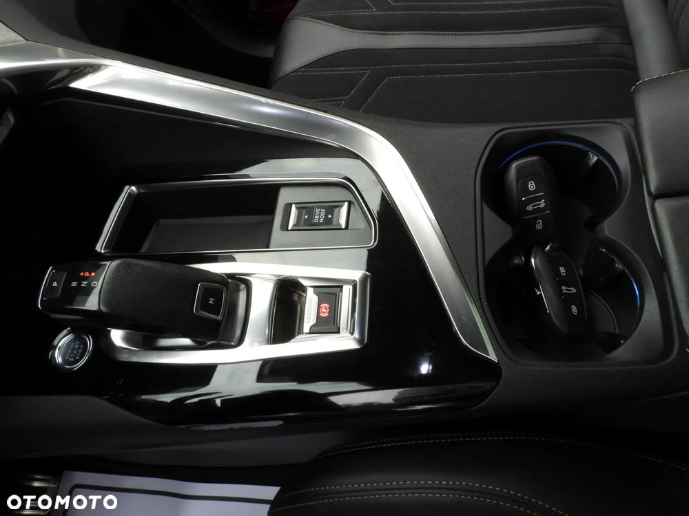 Peugeot 3008 1.5 BlueHDi GT Pack S&S EAT8 - 34