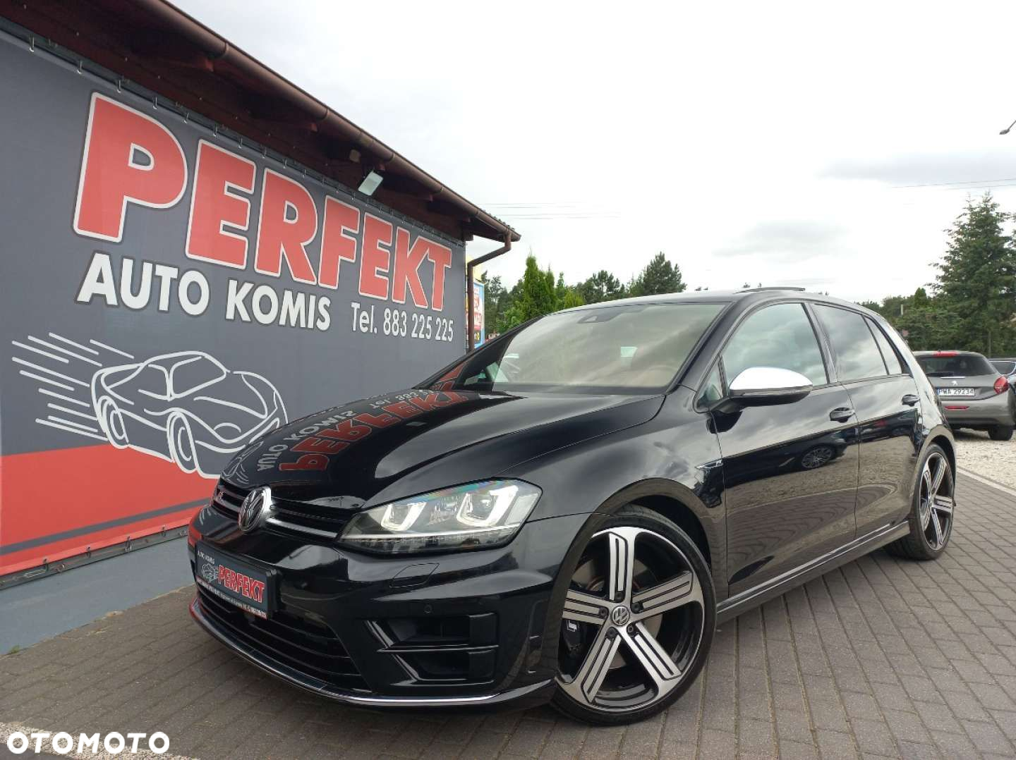 Volkswagen Golf - 2
