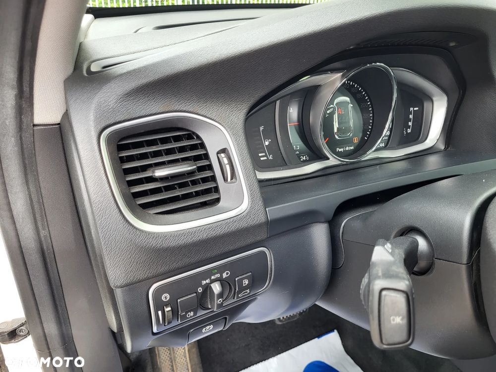 Volvo V60 T5 Geartronic Momentum - 7