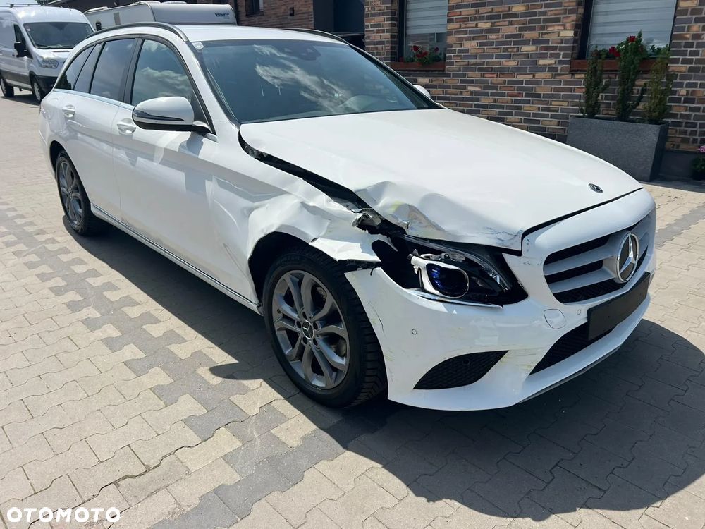 Mercedes-Benz Klasa C 200 d T 9G-TRONIC Exclusive - 7