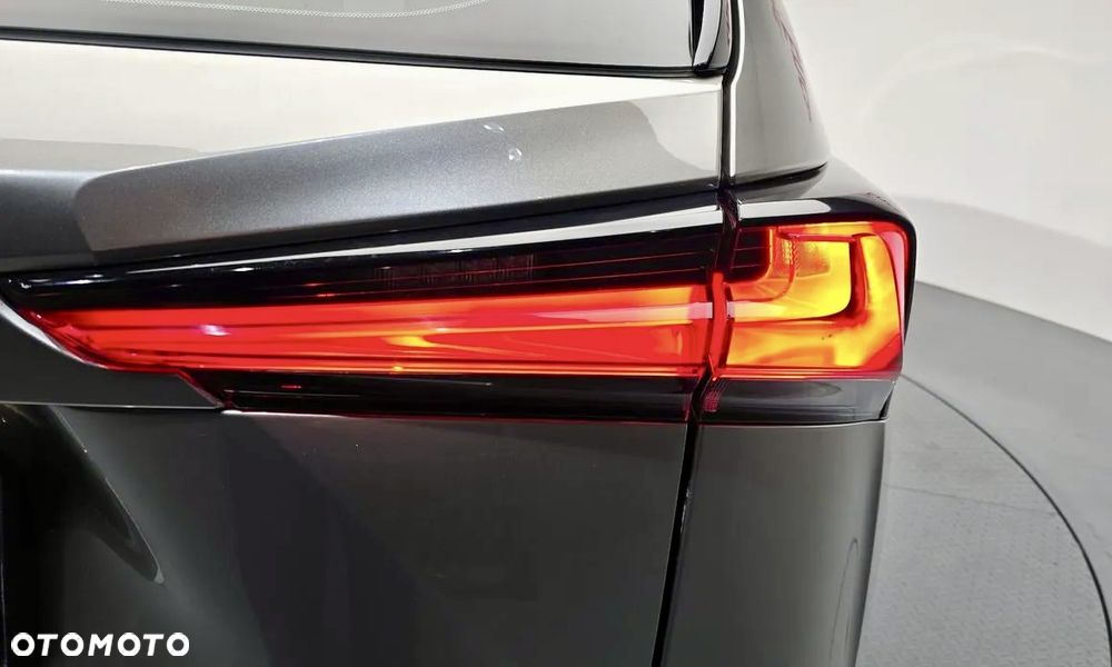 Lexus NX - 11