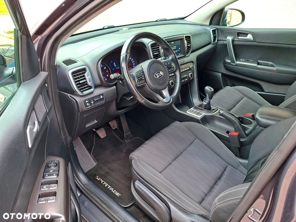 Kia Sportage 1.6 GDI 2WD Attract - 18