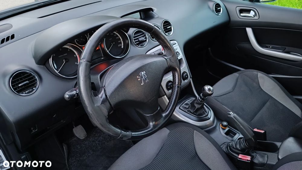Peugeot 308 HDi FAP 135 Platinum - 22
