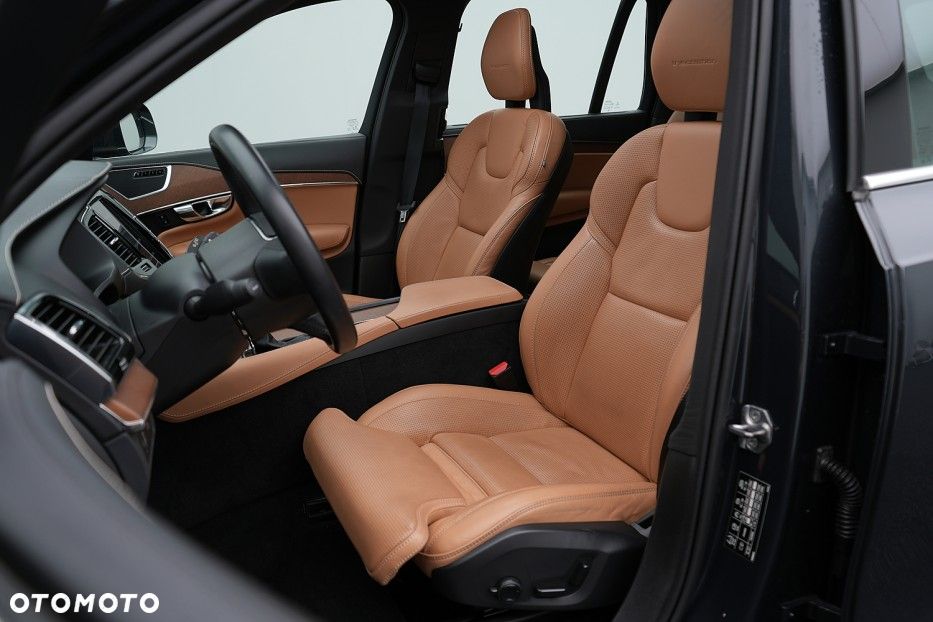 Volvo XC 90 D5 AWD Inscription 7os - 7