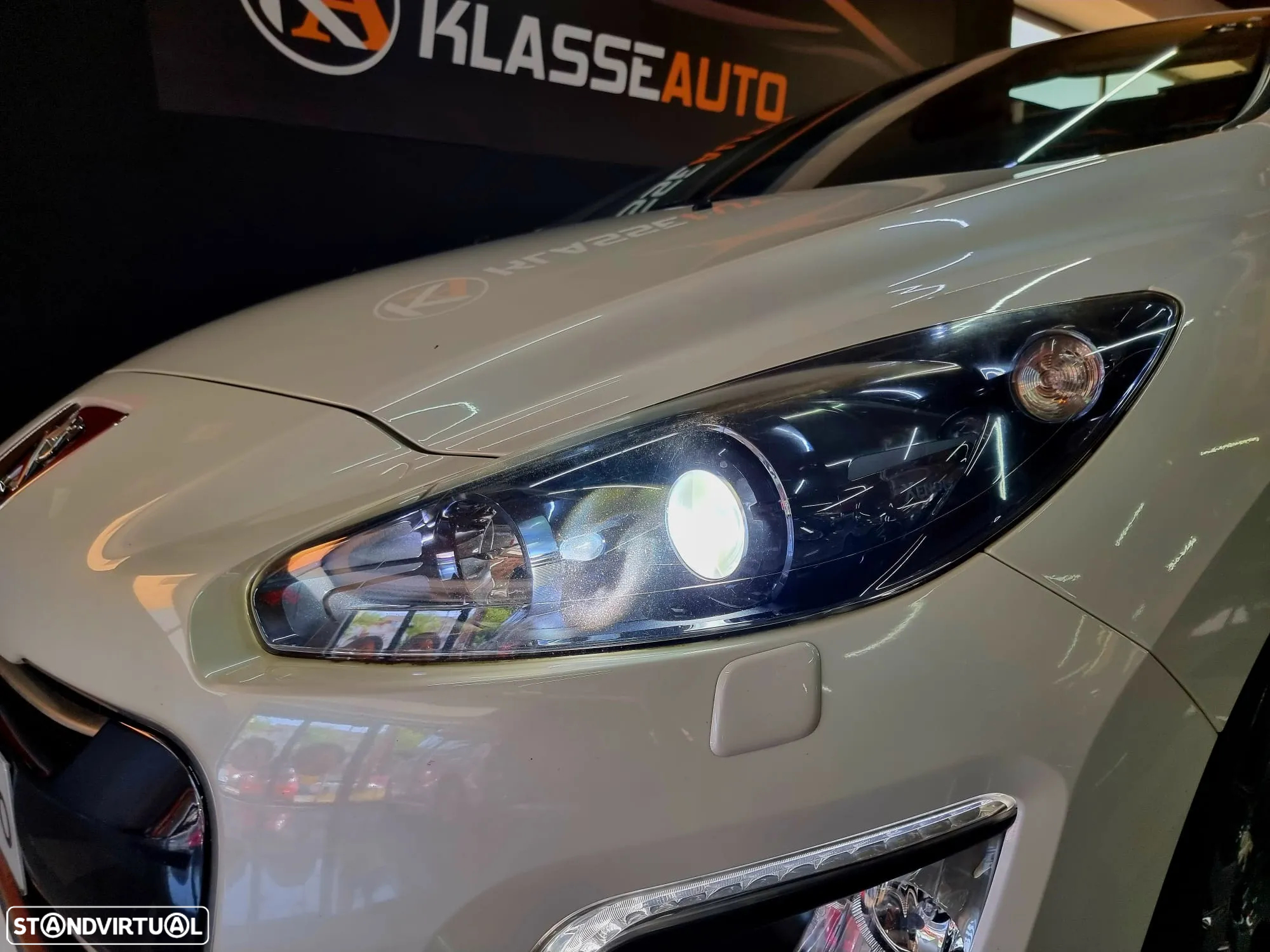 Peugeot 308 CC 1.6 THP Roland Garros - 12