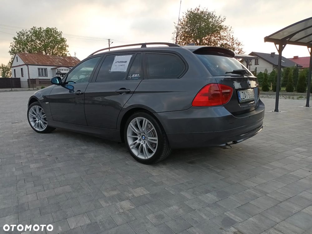 BMW Seria 3 320d - 5