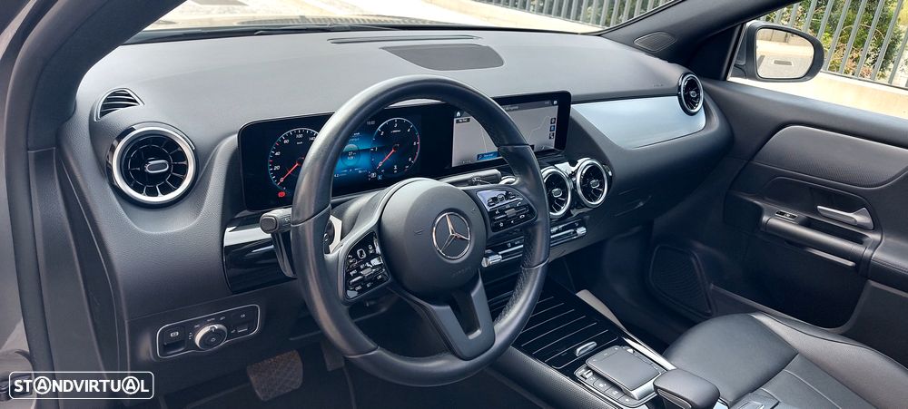 Mercedes-Benz GLA 180 d 8G-DCT - 3