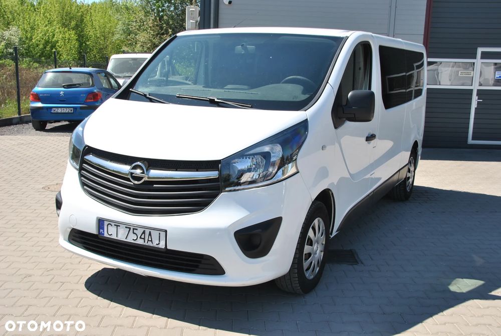Opel Vivaro L2H1 2,9t Elegance - 4