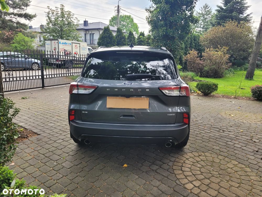 Ford Kuga - 7