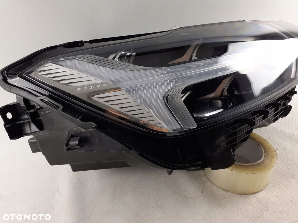 Lampa Prawa Full LED Volvo XC60 II 18-22r.32342509 - 2