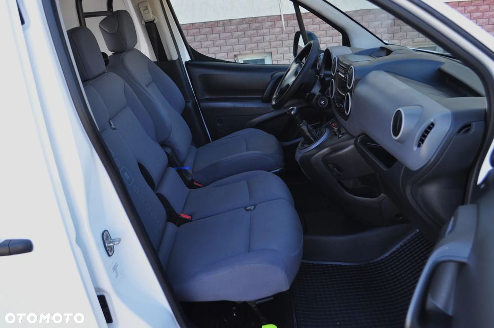 Citroën BERLINGO II - 25