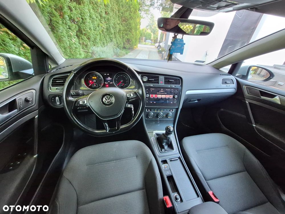 Volkswagen Golf 1.5 TSI BMT Comfortline - 7