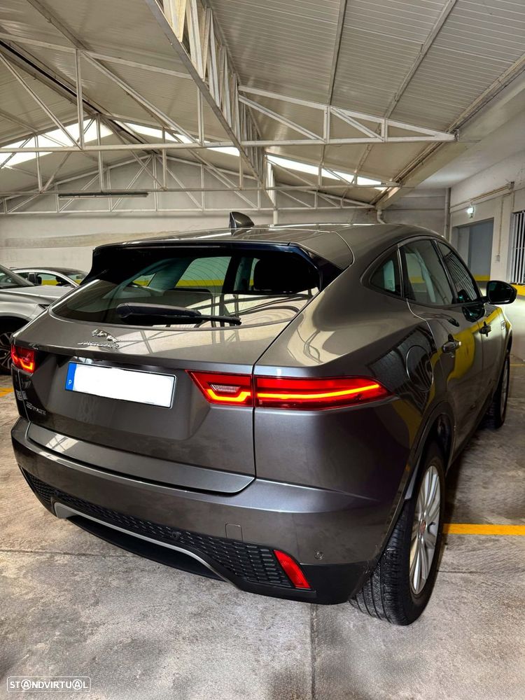 Jaguar E-Pace 2.0 i4D R-Dynamic S - 2