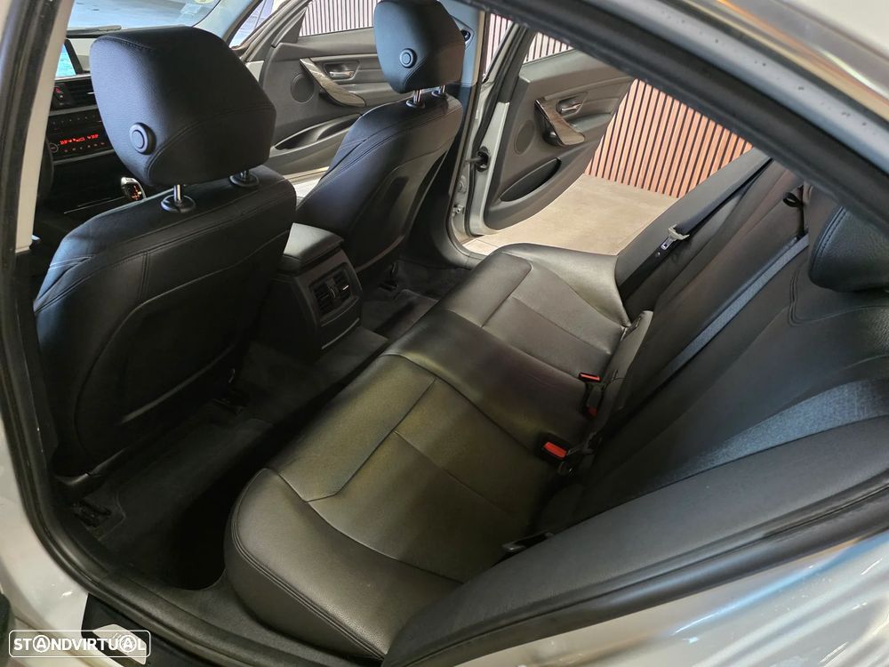 BMW 320 d Aut. Luxury Line - 9