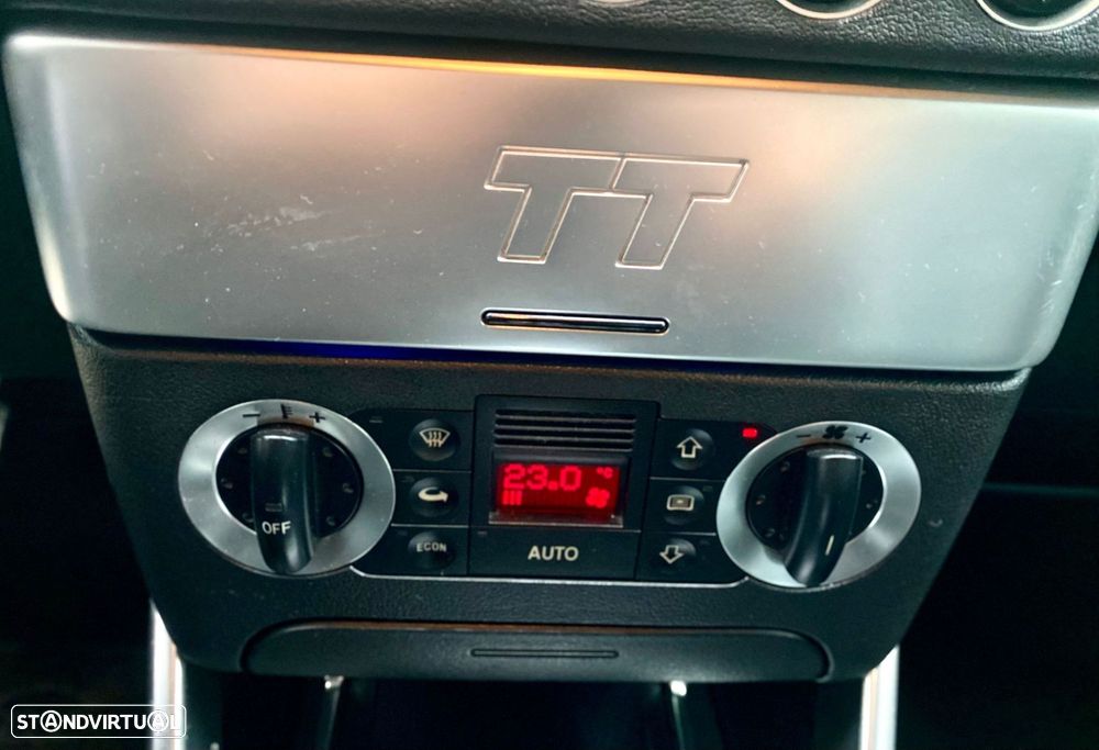 Audi TT Coupé 1.8 T quattro - 20