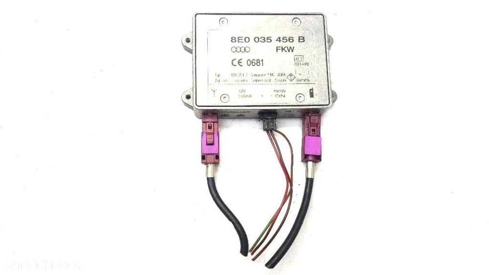 WZMACNIACZ ANTENOWY AUDI A6 C5 8E0035456 - 1