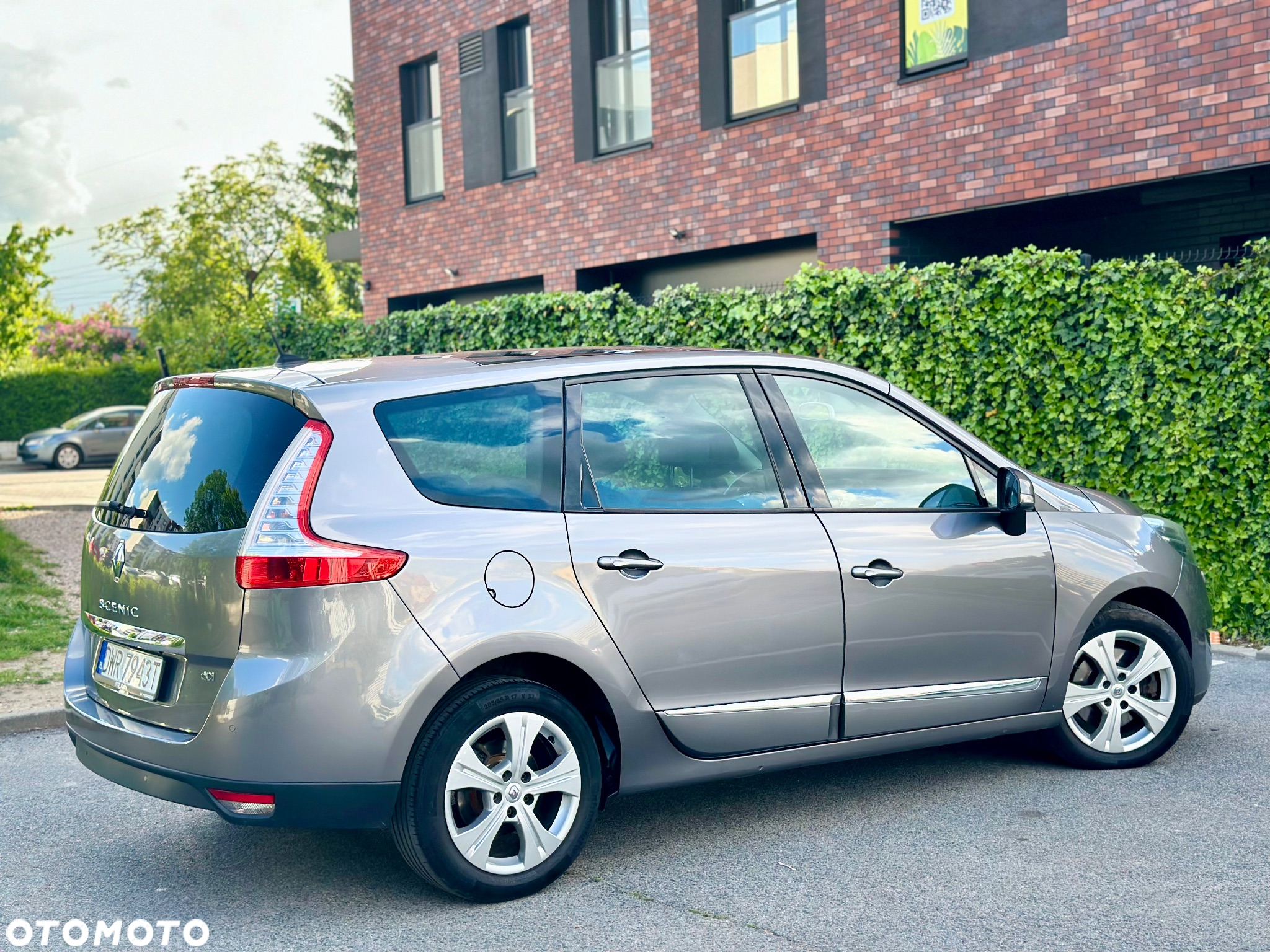 Renault Grand Scenic dCi 150 FAP Bose Edition - 3
