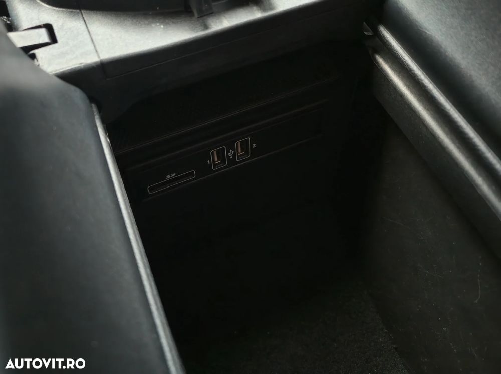 Mercedes-Benz GLC Coupe 250 d 4Matic 9G-TRONIC AMG Line - 29