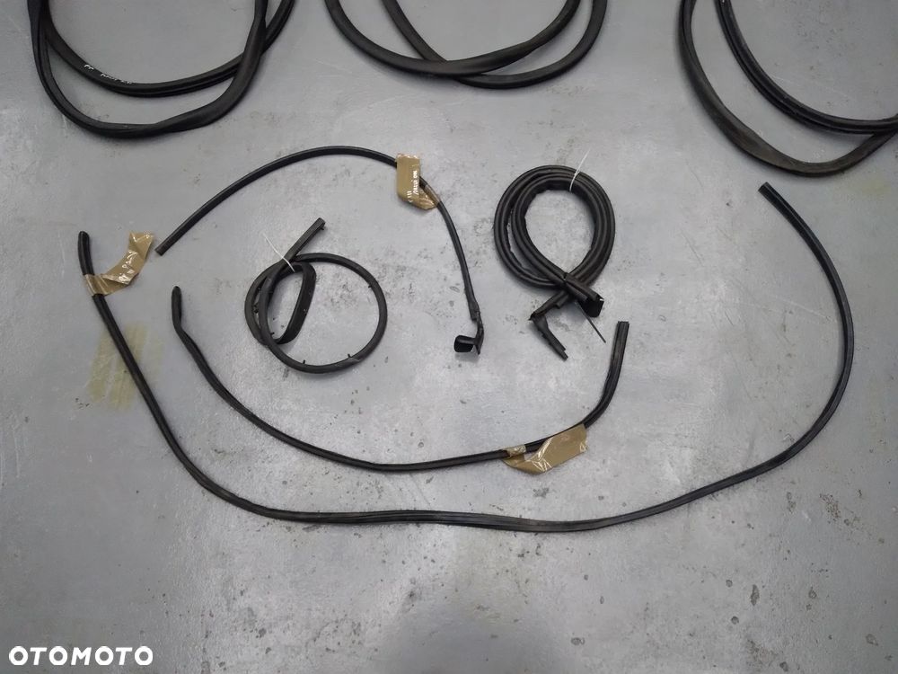 Uszczelka drzwi Jumpy III Proace wkładka ogranicznik - 2