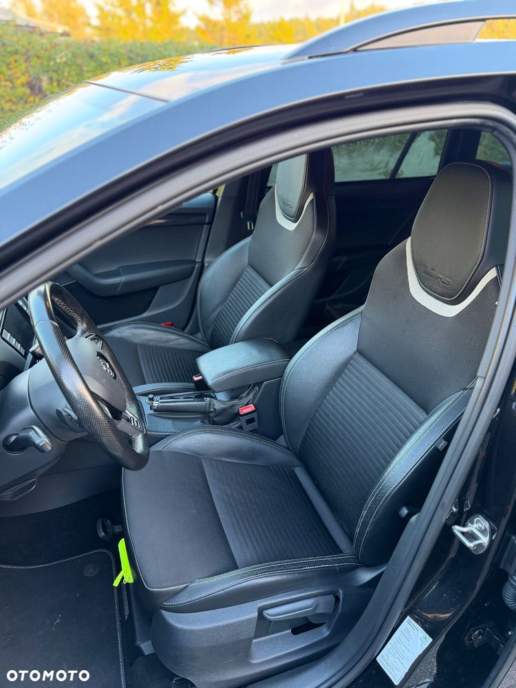 Skoda Octavia 2.0 TDI DSG RS - 21